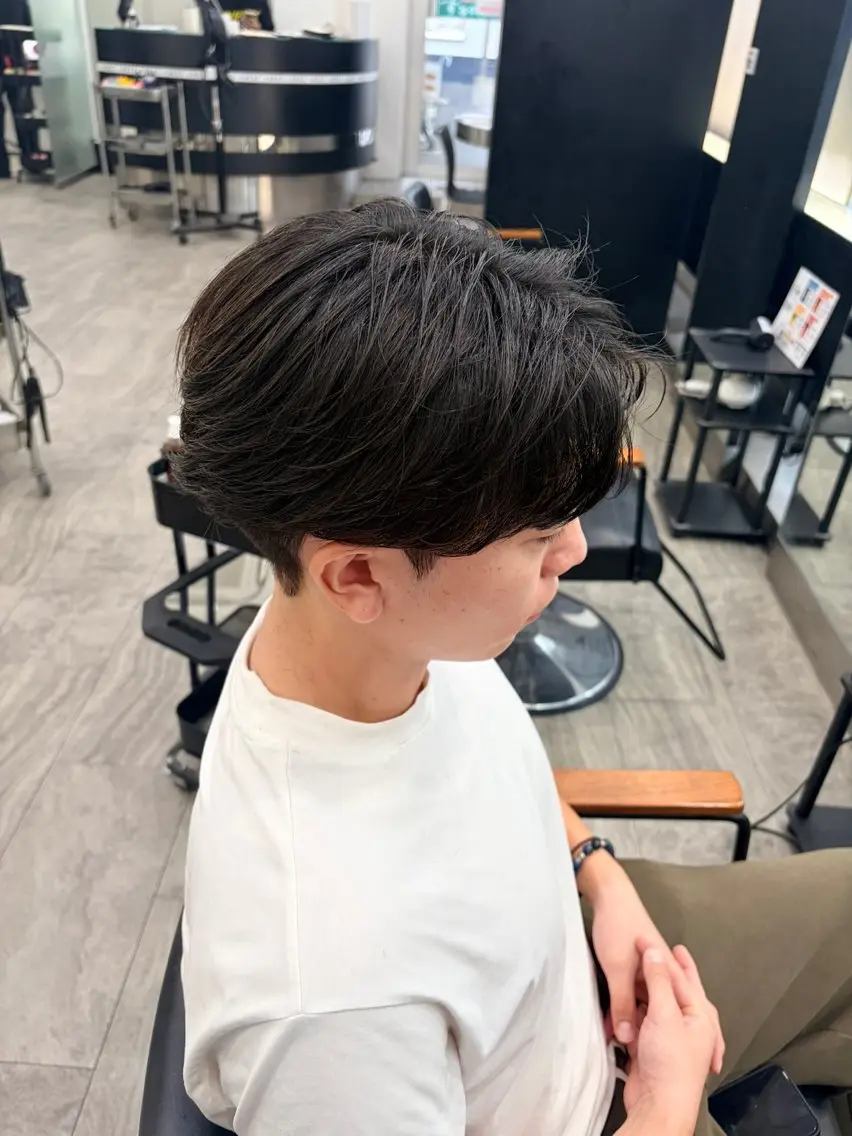 メンズ センターパート メンズパーマ カット 静岡 / 毛流れ特化 /メンズヘア/真大のヘアスタイル