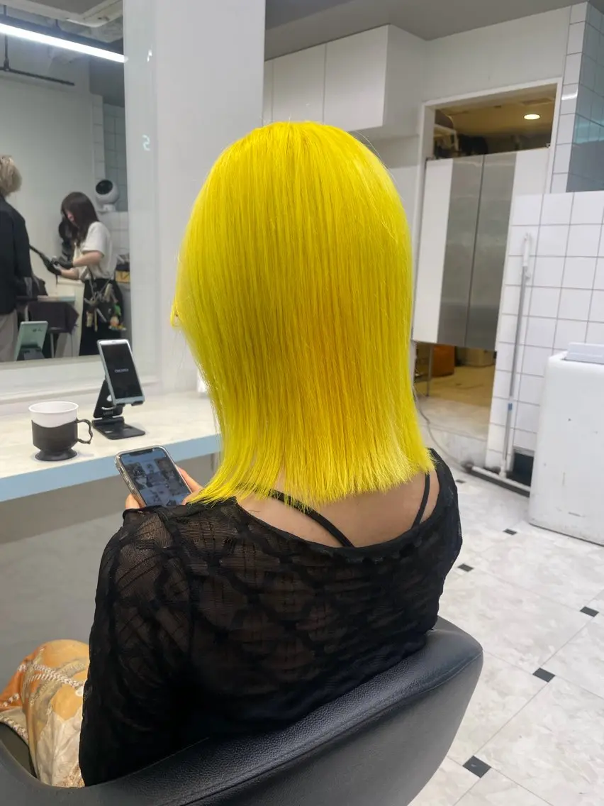 ミディアム カラー ヘアカラー トリートメント ブリーチカラー 🩵MIZUKIのヘアスタイル
