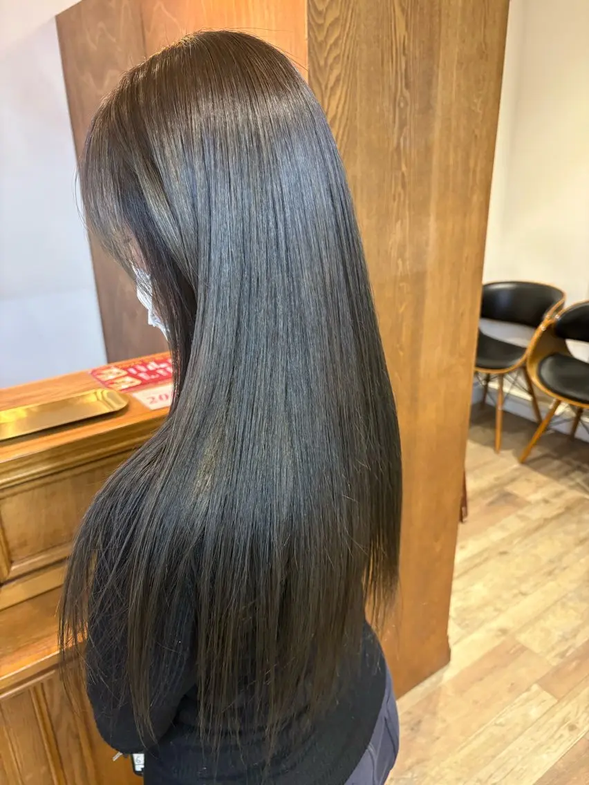 ロング カラー 森 有希のヘアスタイル