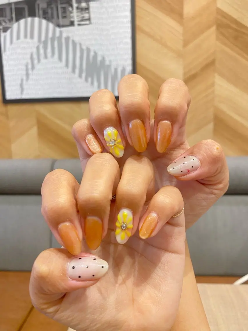 ネイル フラワーネイル シンプルネイル ハンドネイル フットネイル Repos Nailのネイルデザイン