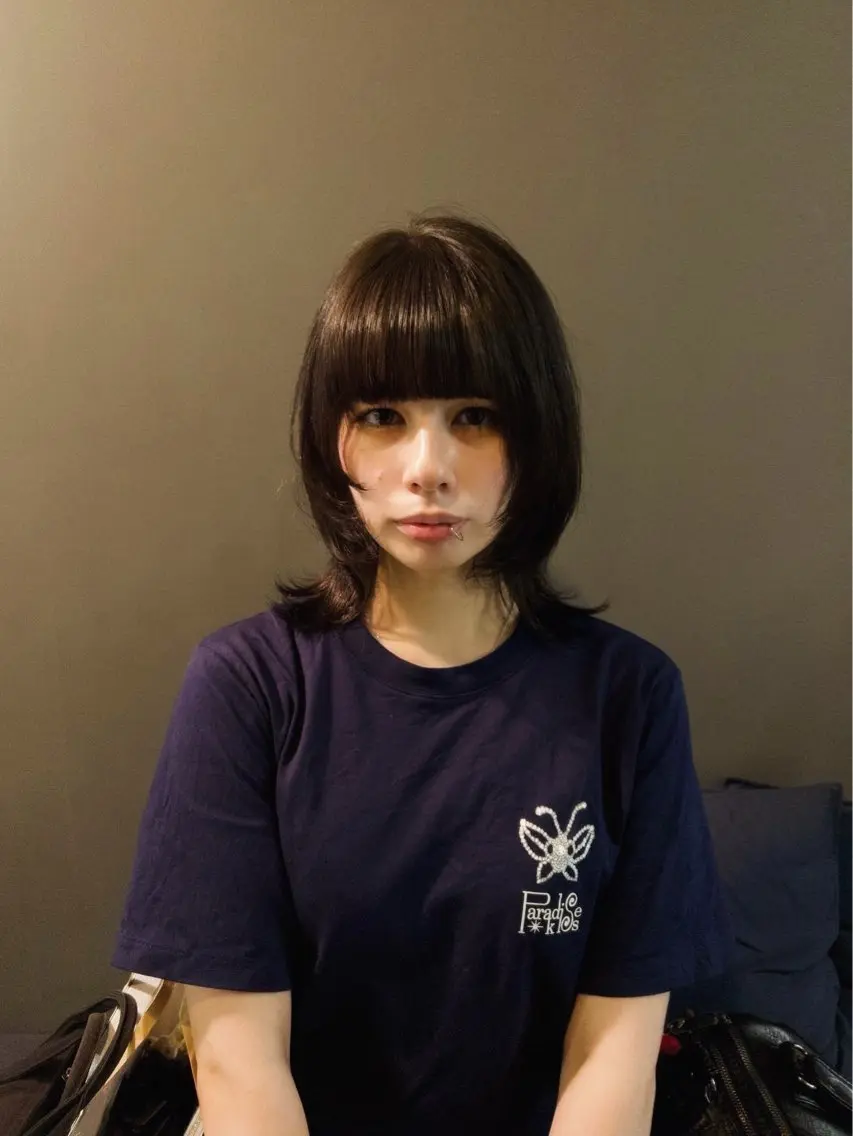 ミディアム レイヤーカット ウルフカット ウルフレイヤー 柚音 nero hairのヘアスタイル