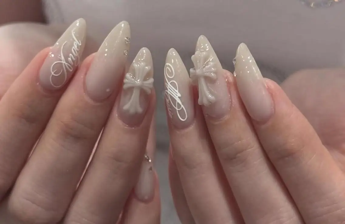 ネイル ハンドネイル Luna Nailsのネイルデザイン