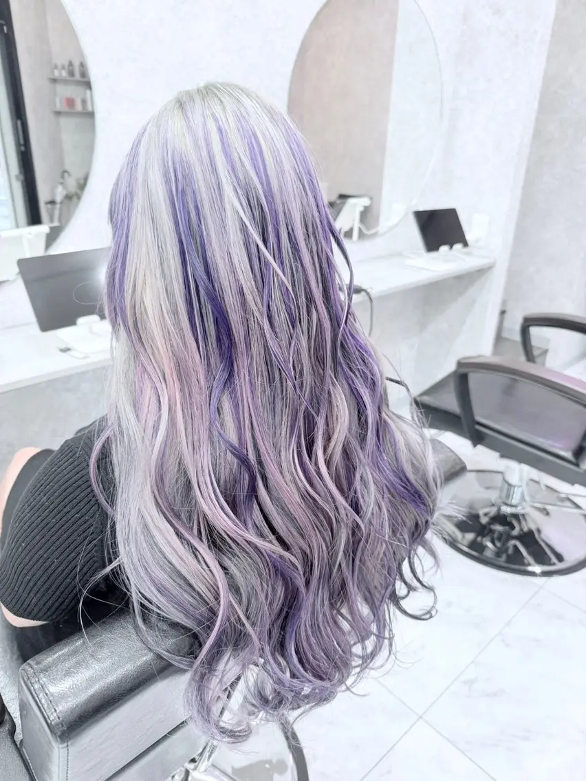ロング カラー ブリーチ ケアブリーチ デザインカラー ダブルカラー ハイトーンカラー ヘアカラー 🌈派手髪ハイトーン 🌈鈴木亮太🌈のヘアスタイル