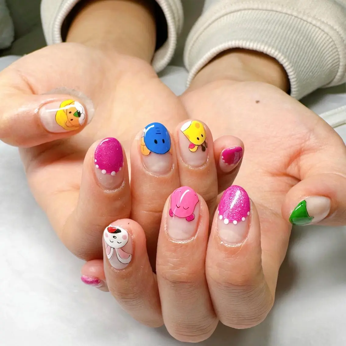 ネイル フレンチネイル ハンドネイル PLANET nailのネイルデザイン