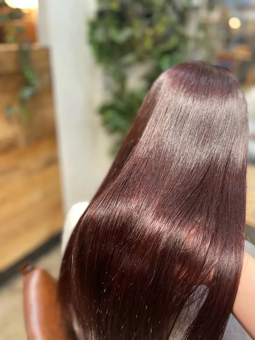セミロング カラー レッドカラー カット ヘアカラー トリートメント 艶髪/レイヤー 🦋MIYUUのヘアスタイル