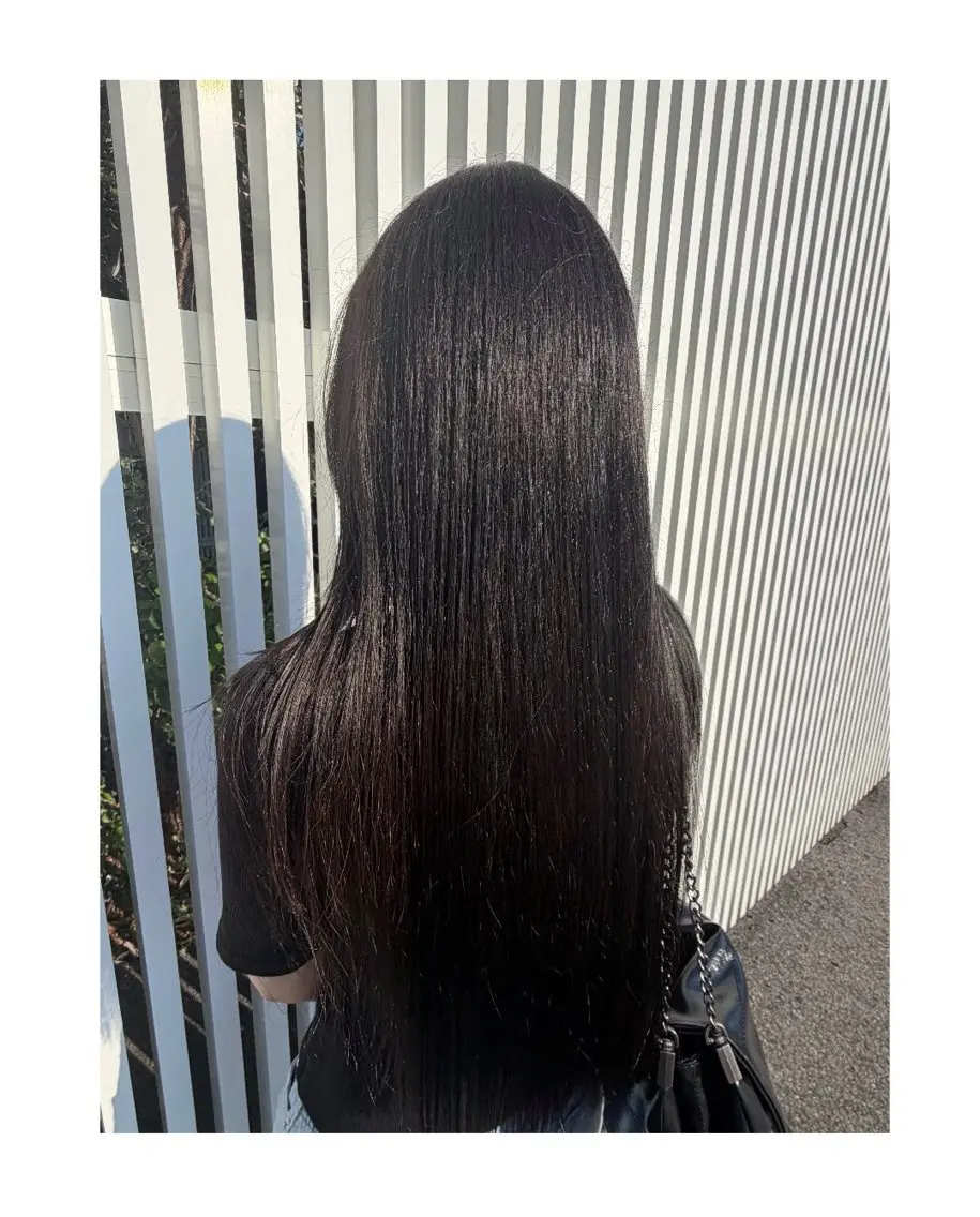 ロング カラー グレージュ オリーブグレージュ オリーブグレー ヘアカラー 河村 沙希のヘアスタイル