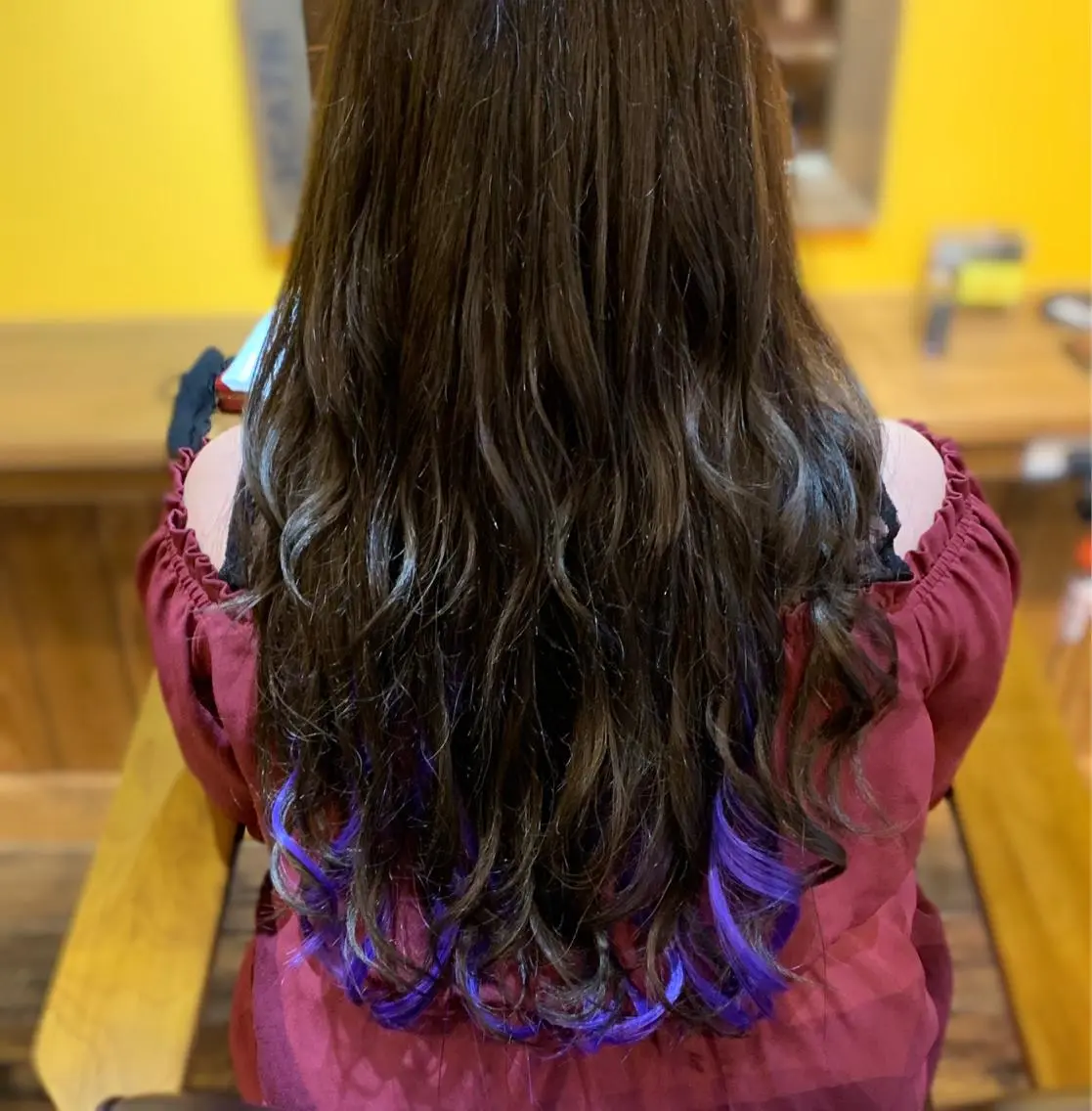 ヨシダ アズサのヘアスタイル
