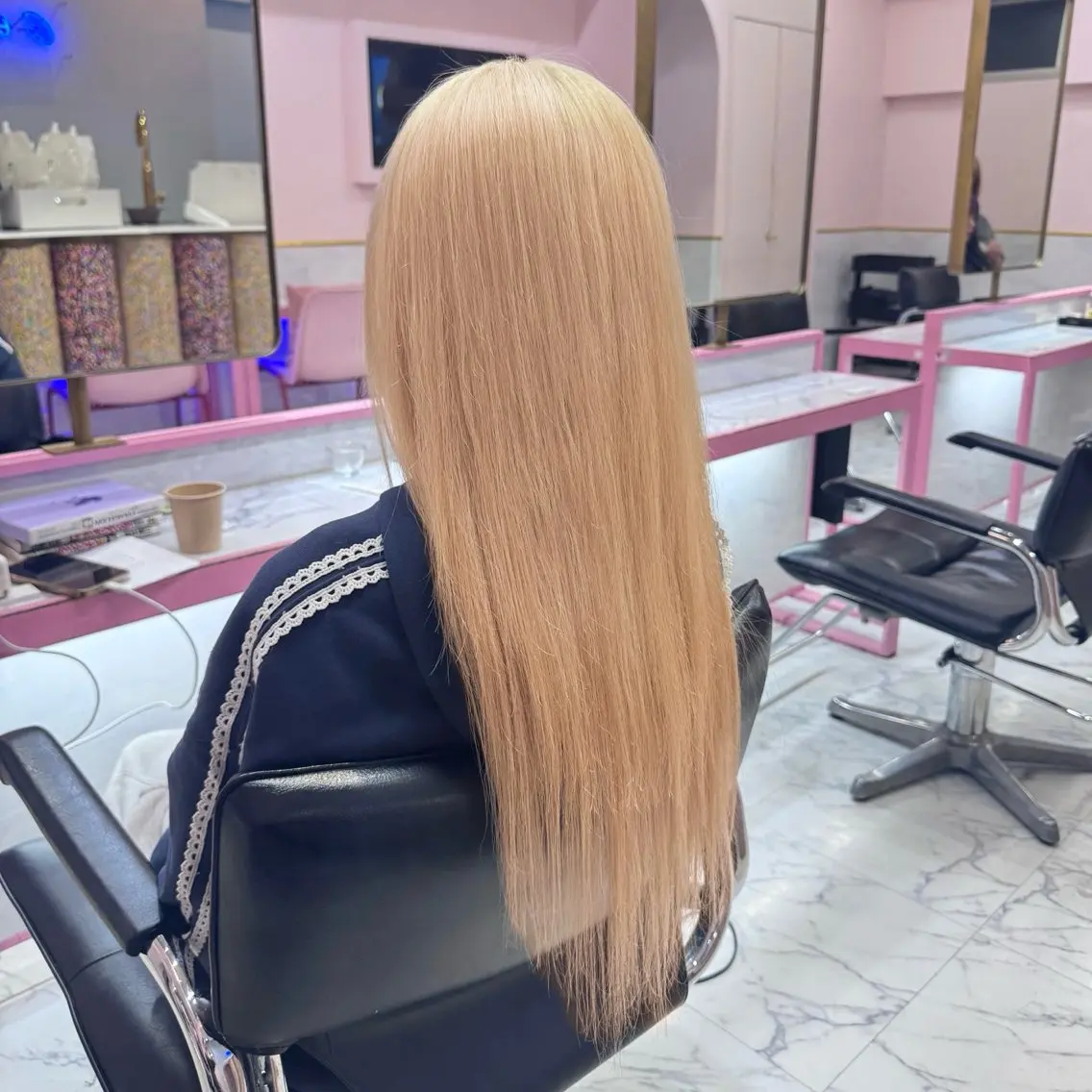 【🧑🏼👩🏼抜きっぱなしの方限定👩🏼🧑🏼】リタッチ(ブリーチ)➕🫧3stepトリートメント🫧の写真