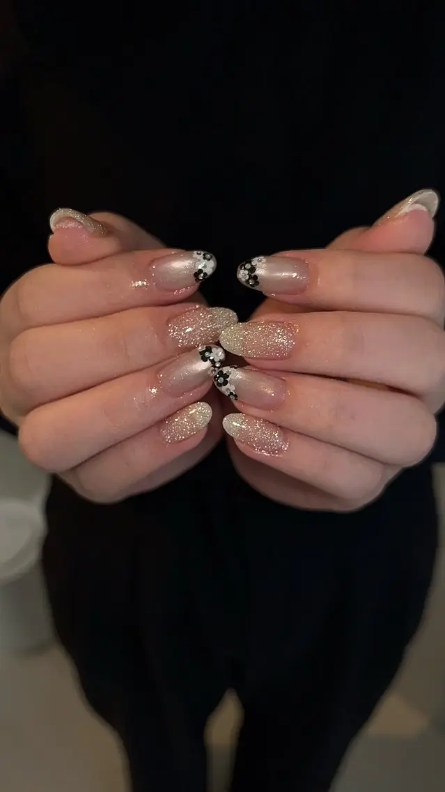 ネイル ハンドネイル ai _nailのネイルデザイン