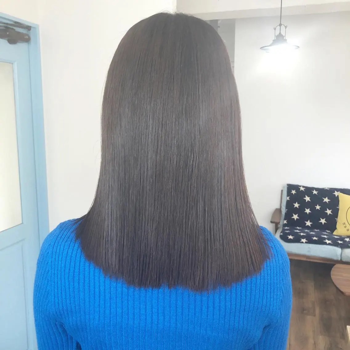 ミディアム カラー つばた みゆ🦋のヘアスタイル