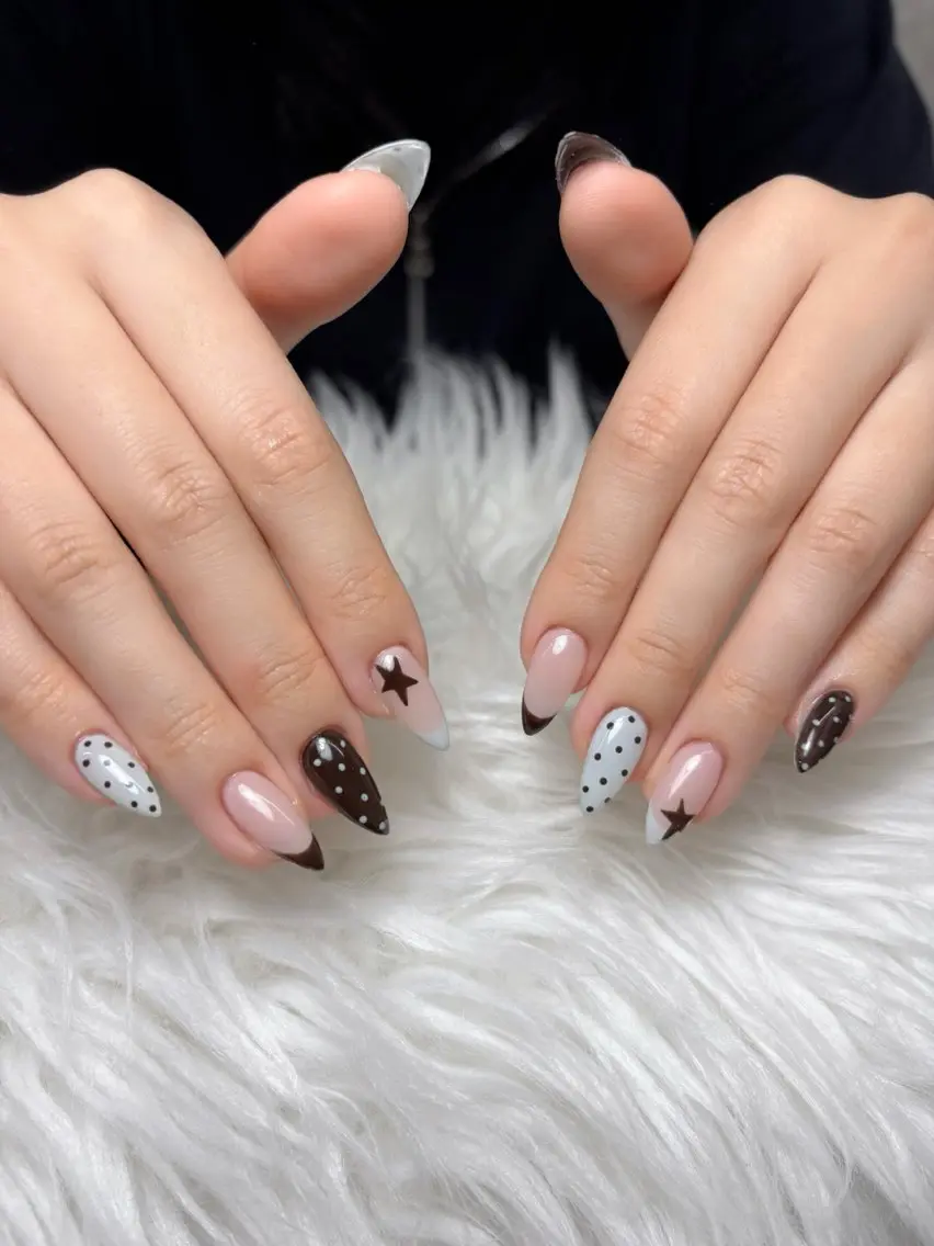 ミディアム ハンドネイル NENENAIL 【シヨン】のネイルデザイン