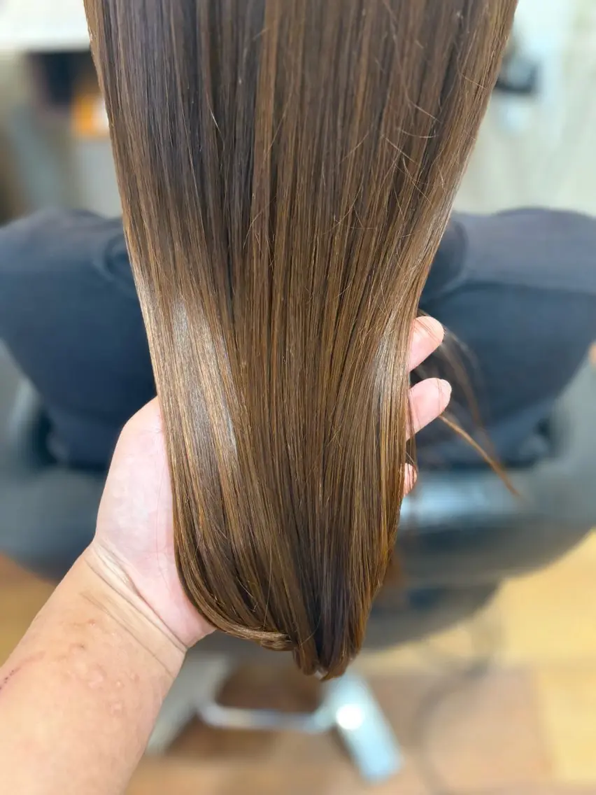 ロング MOLLA ✂️辻桃加のヘアスタイル
