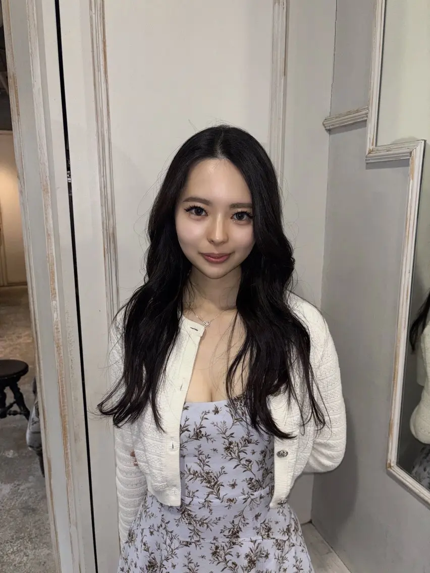 ロング トリートメント 💖艶ダメージレス激 可愛カラーKAO💖のヘアスタイル