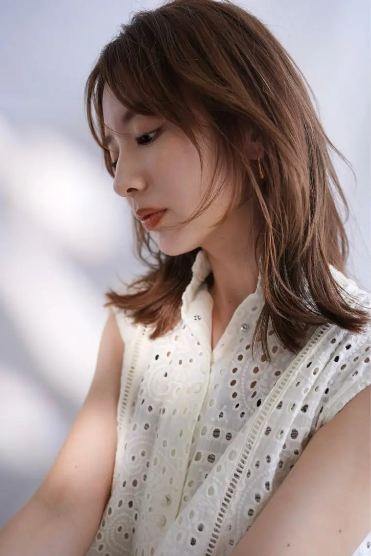 ミディアム カラー 透明感カラー ヘアカラー トリートメント ヘッドスパ 🪐透明感カラー/ カワクボ モネのヘアスタイル