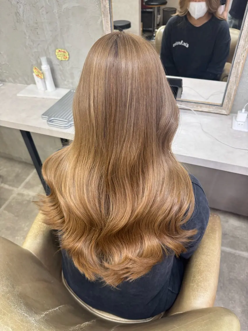 カラー ベージュカラー 透明感カラー オレンジ Blast raiaのヘアスタイル