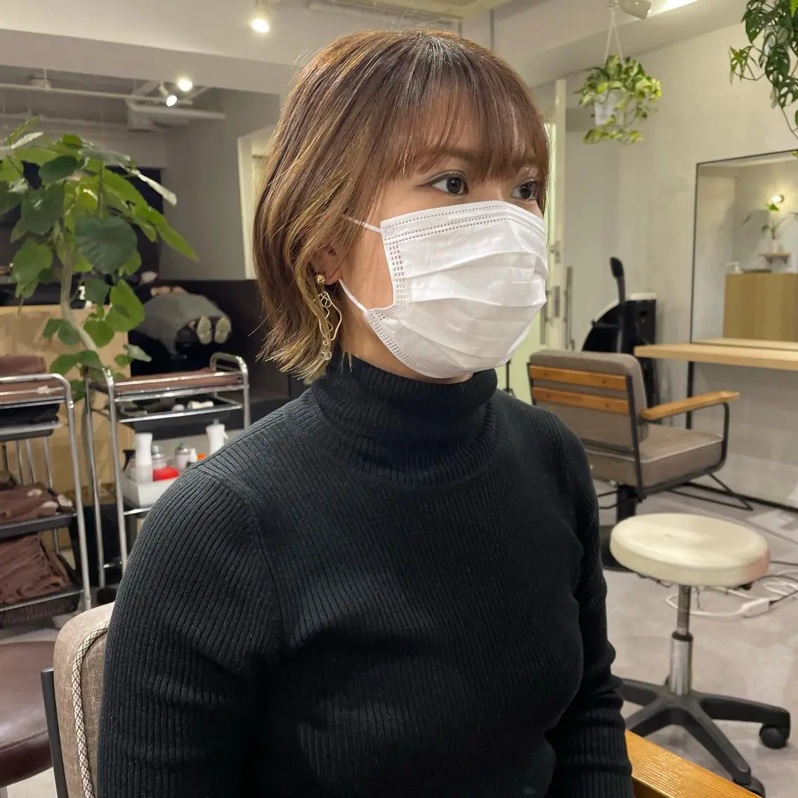 ショート カラー インナーカラー ボブ くびれヘア メンズカット メンズパーマのヘアスタイル