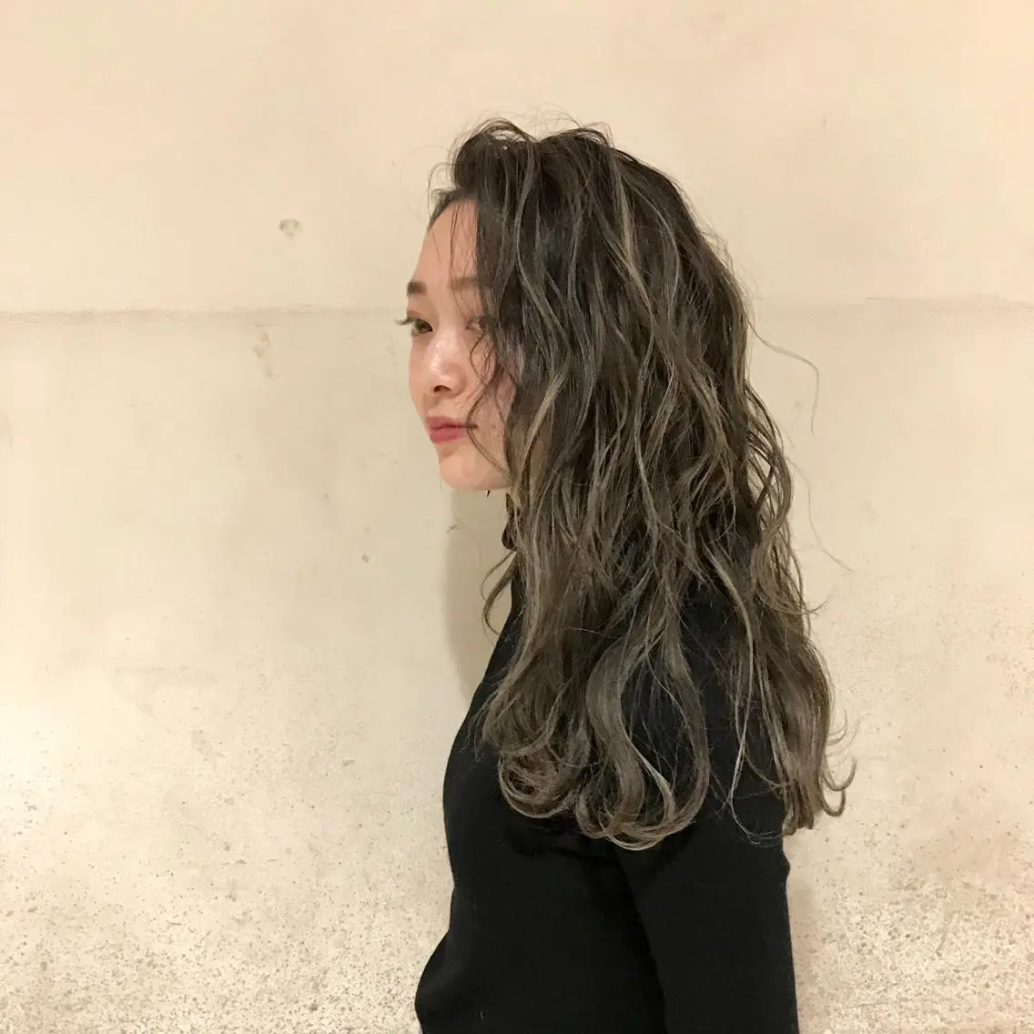 ロング ハイライト カット ヘアカラー 福原 優介のヘアスタイル