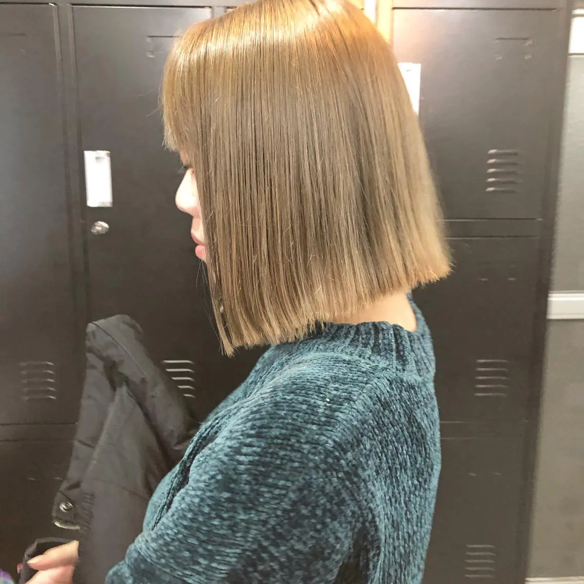 ショート カラー ベージュカラー ブリーチ カット ヘアカラー トリートメント 艶髪育成サロン 京橋　shinのヘアスタイル