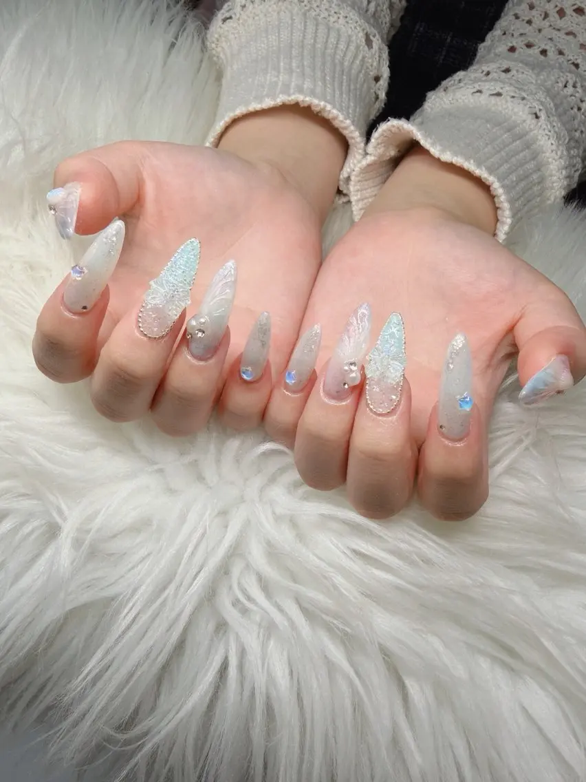 ネイル 長さ出し グラデーション 卒業式 キラキラネイル マグネットネイル ハンドネイル Lee Nailsのネイルデザイン