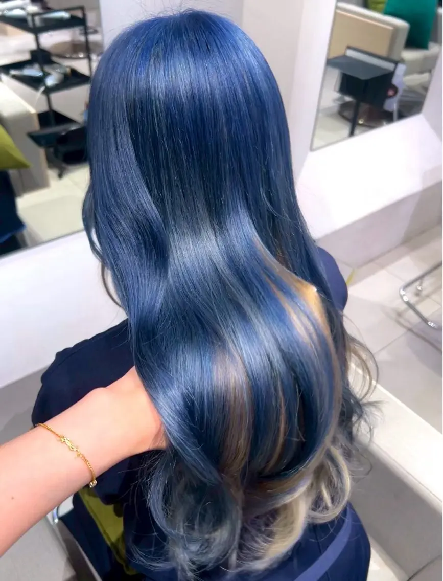 カラー 🤍 momoka🤍のヘアスタイル