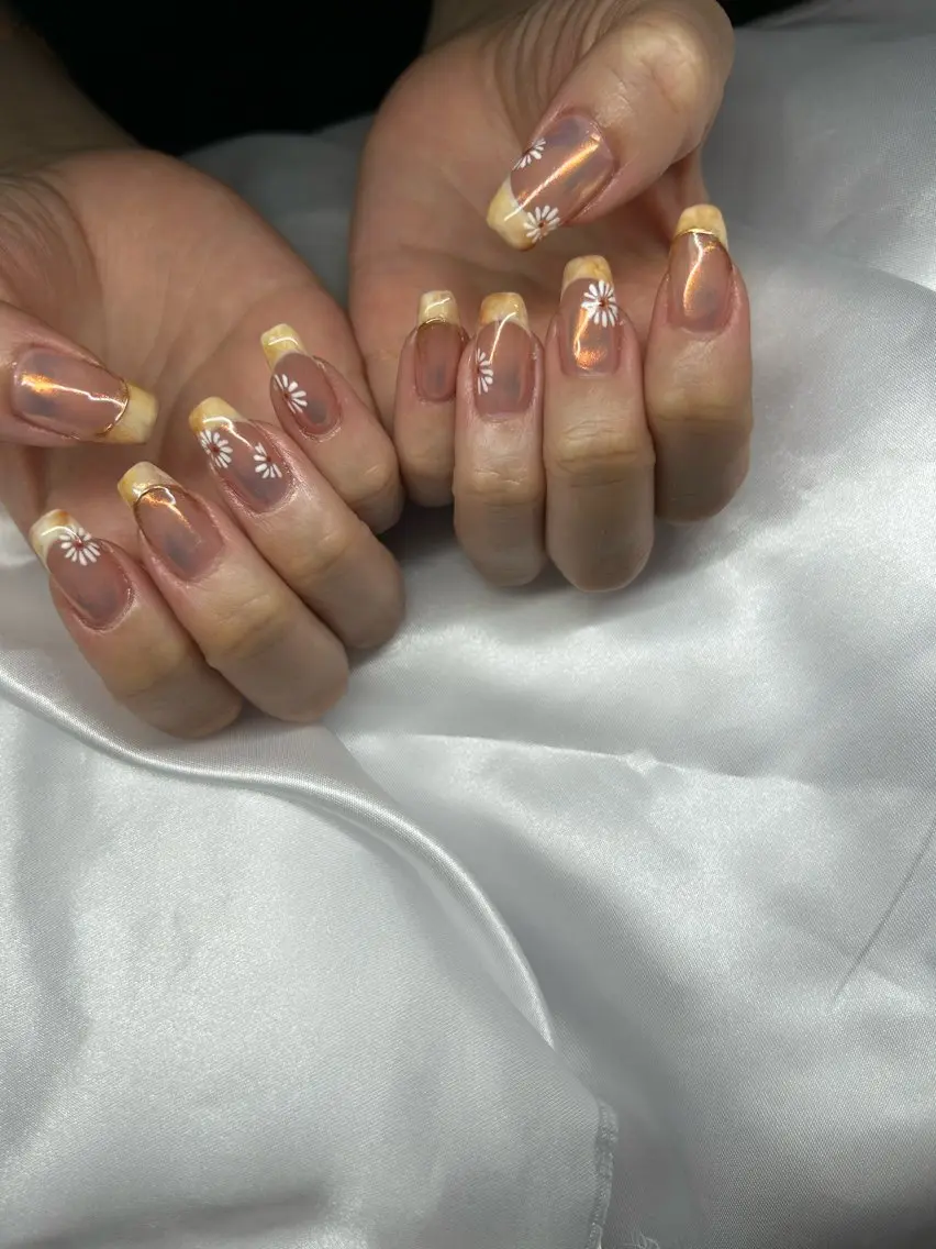ネイル フレンチネイル ハンドネイル Lala nailのネイルデザイン