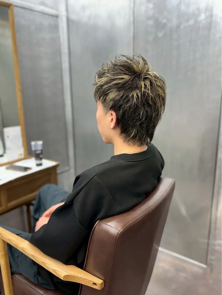 ショート メンズパーマ 特化Enhanceのヘアスタイル