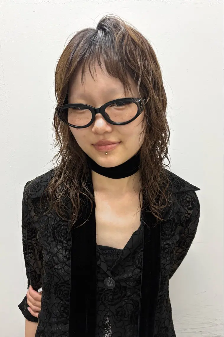 ミディアム パーマ 山下 夏季のヘアスタイル