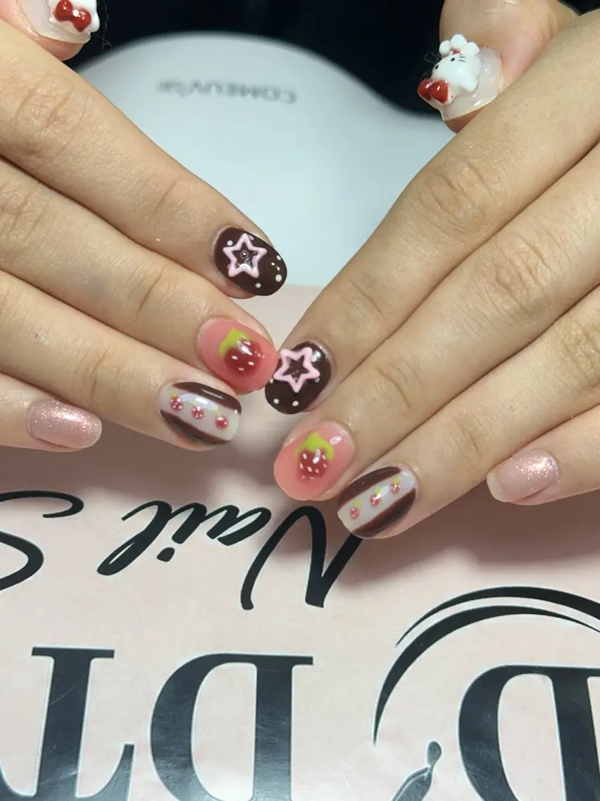 ネイル ハンドネイル DT nailのネイルデザイン