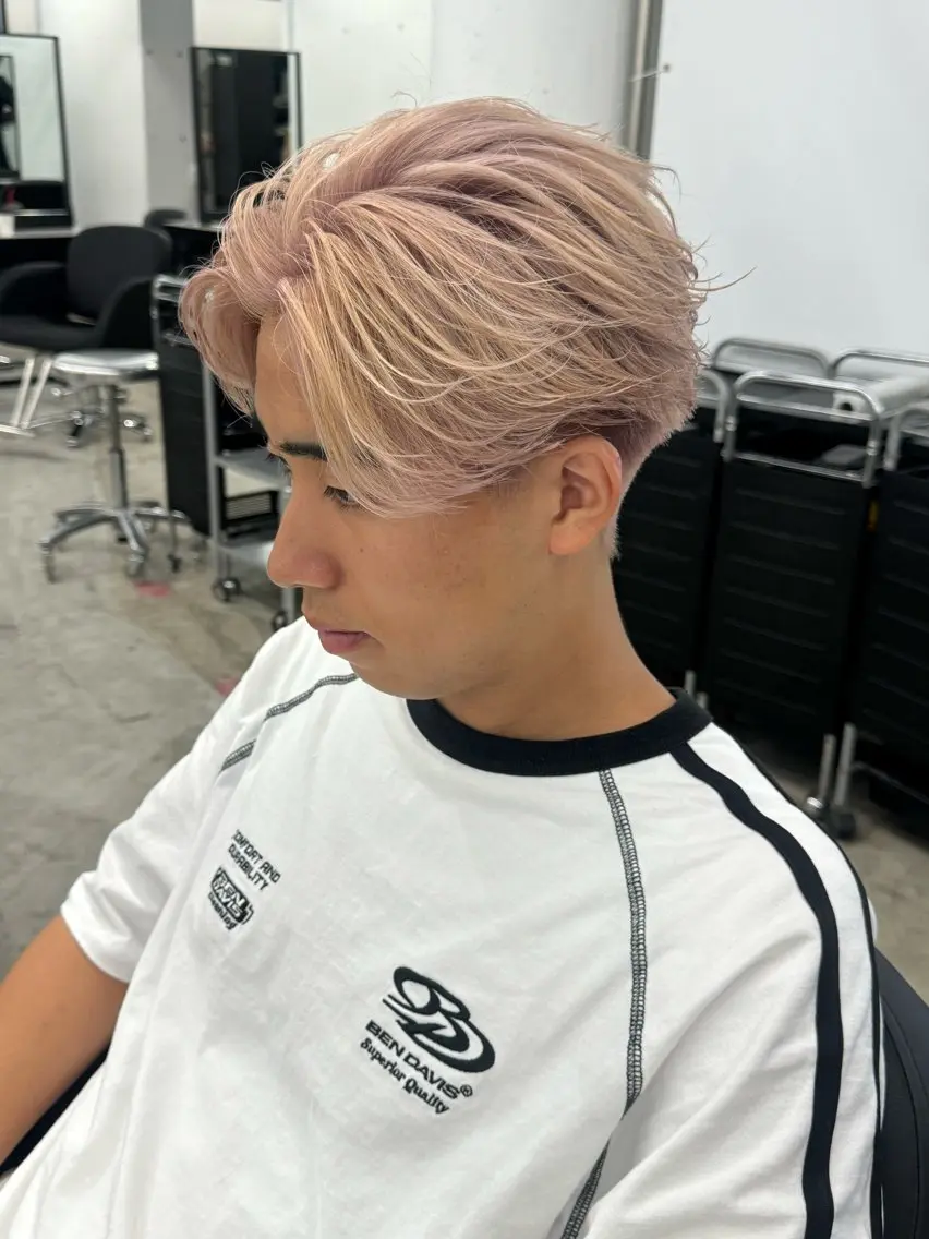 【✨Piaメンズ限定✨】カット➕ブリーチカラー➕ミルボントリートメント🌈(ミニモ学割)の写真