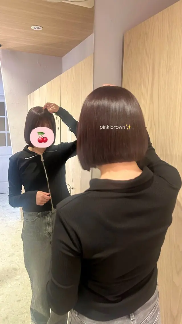 ショート ピンクブラウン 岩永 ひなのヘアスタイル