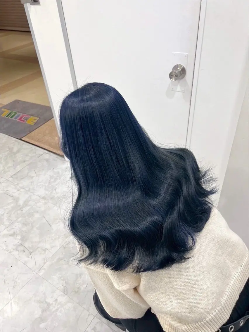ロング カラー ヘアカラー トリートメント ヘッドスパ ヘアセット 💠透明感グレージュ /ハッシュ/レイヤーのヘアスタイル