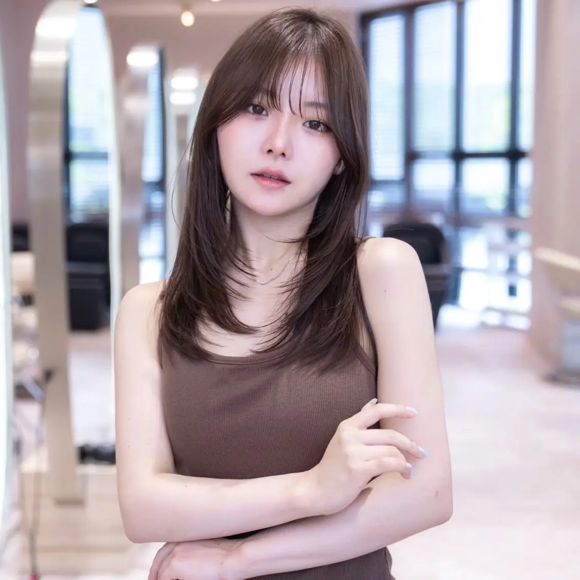 セミロング ボブ 顔まわりレイヤー 顔周りカット ハッシュカット 髪質改善 原宿/韓国/髪質改善 /レイヤー/ボブのヘアスタイル