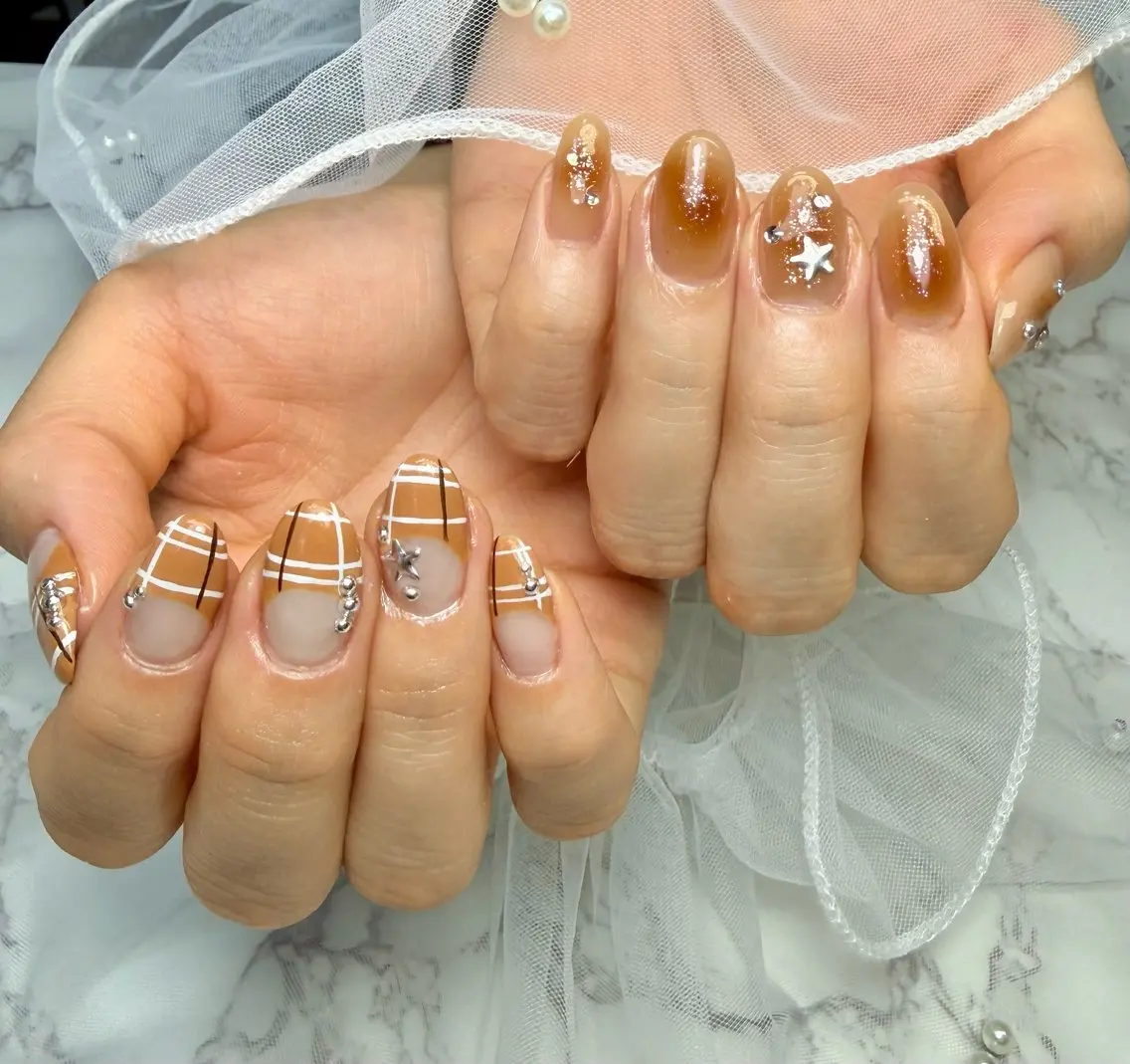 ネイル アートネイル チークネイル フラッシュネイル フラッシュマグ フレンチネイル Mai’s nailのネイルデザイン