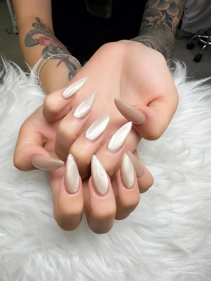 ネイル MIKA RUBY NAIL SLONのネイルデザイン