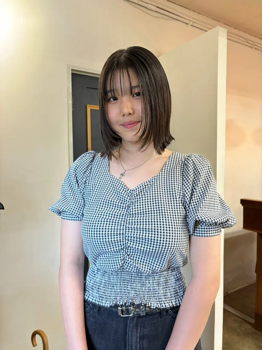 ミディアム カラー ヘアカラー トリートメント 縮毛矯正ボブ&顔まわ レイヤー♡TOMOEのヘアスタイル