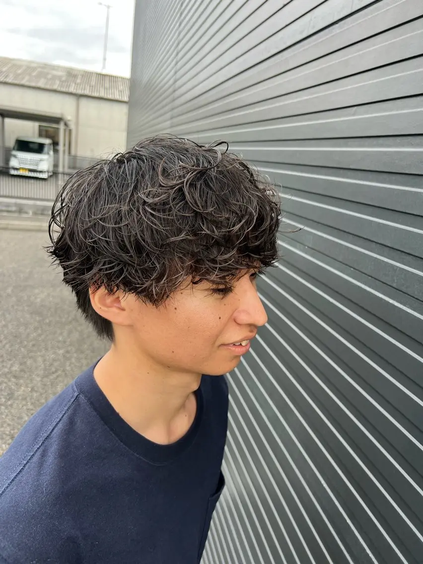 ミディアム ミディアムパーマ Oops旧TABOO 早野太郎のヘアスタイル