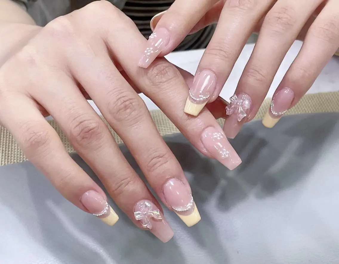 ネイル ハンドネイル 🎀 NaNa_nailのネイルデザイン