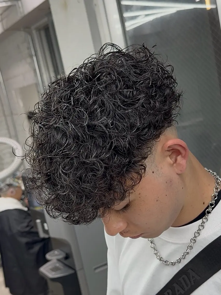 パーマ メンズ スペインカール 【OVARL】武田 まなみのヘアスタイル