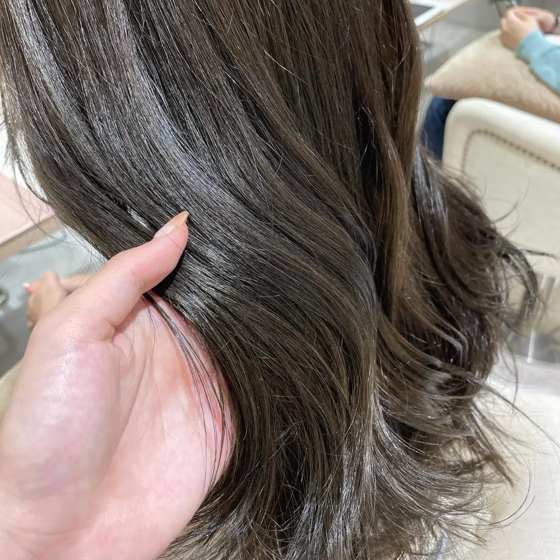 カラー グレージュ オリーブグレージュ オリーブグレー lole. まさきのヘアスタイル