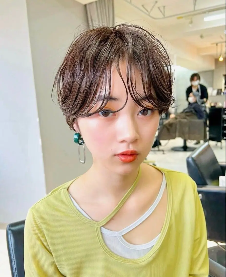 ショート ウルフ🦋顔まわり ❤︎ ͛MEIのヘアスタイル