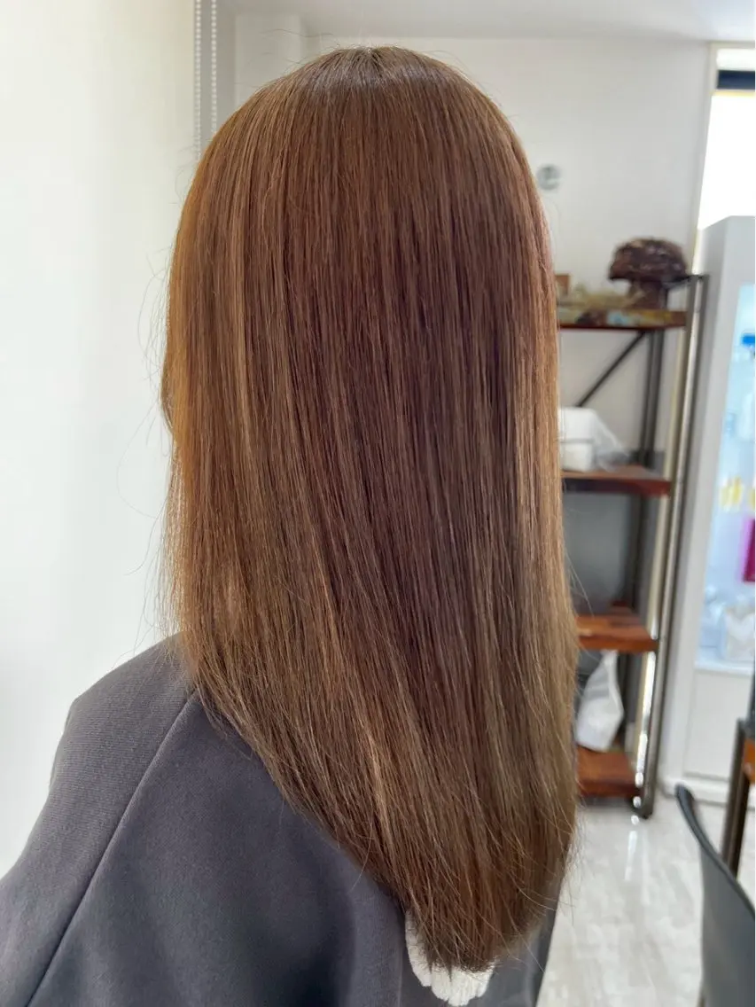 セミロング 尾崎 虹美のヘアスタイル