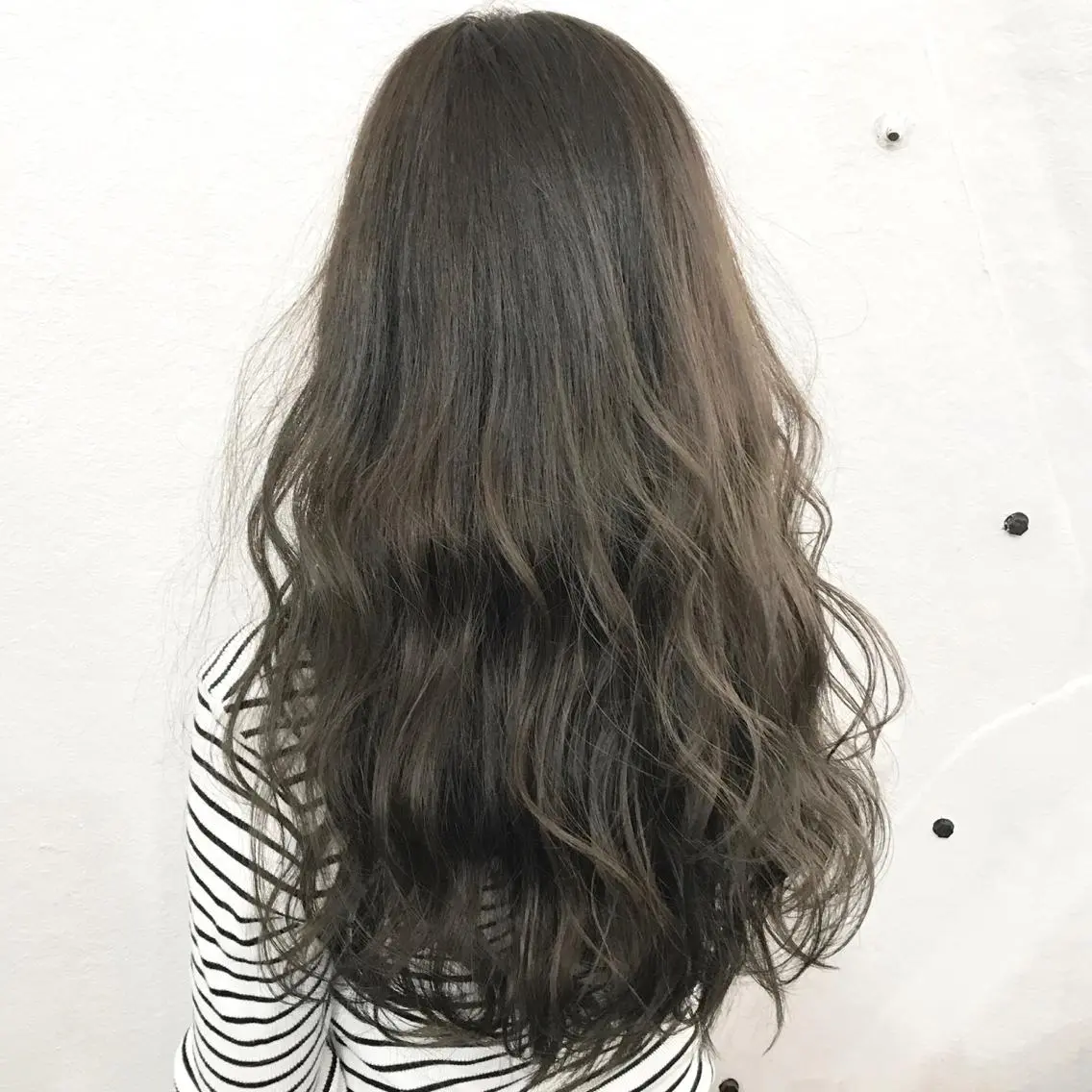 カラー アッシュ ブリーチ ラベンダーカラー ラベンダーアッシュ K-POP好き美容師 🇰🇷Kai.Yのヘアスタイル