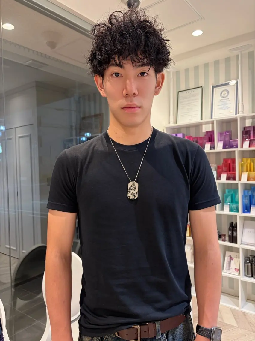ショート くせ毛 カット パーマ メンズ特化 新居見のヘアスタイル