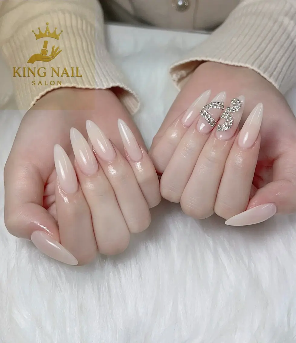 ネイル ジェルネイル ガーリー 韓国ネイル ニュアンスネイル シンプルネイル ハンドネイル King Nail_Salonのネイルデザイン