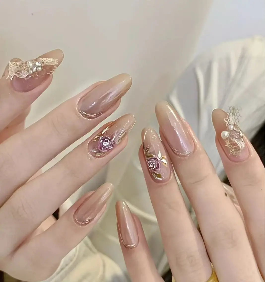 ネイル フラワーネイル フレンチネイル ジェルネイル ガラスフレンチ ハート ハンドネイル BabyYouMi nailのネイルデザイン