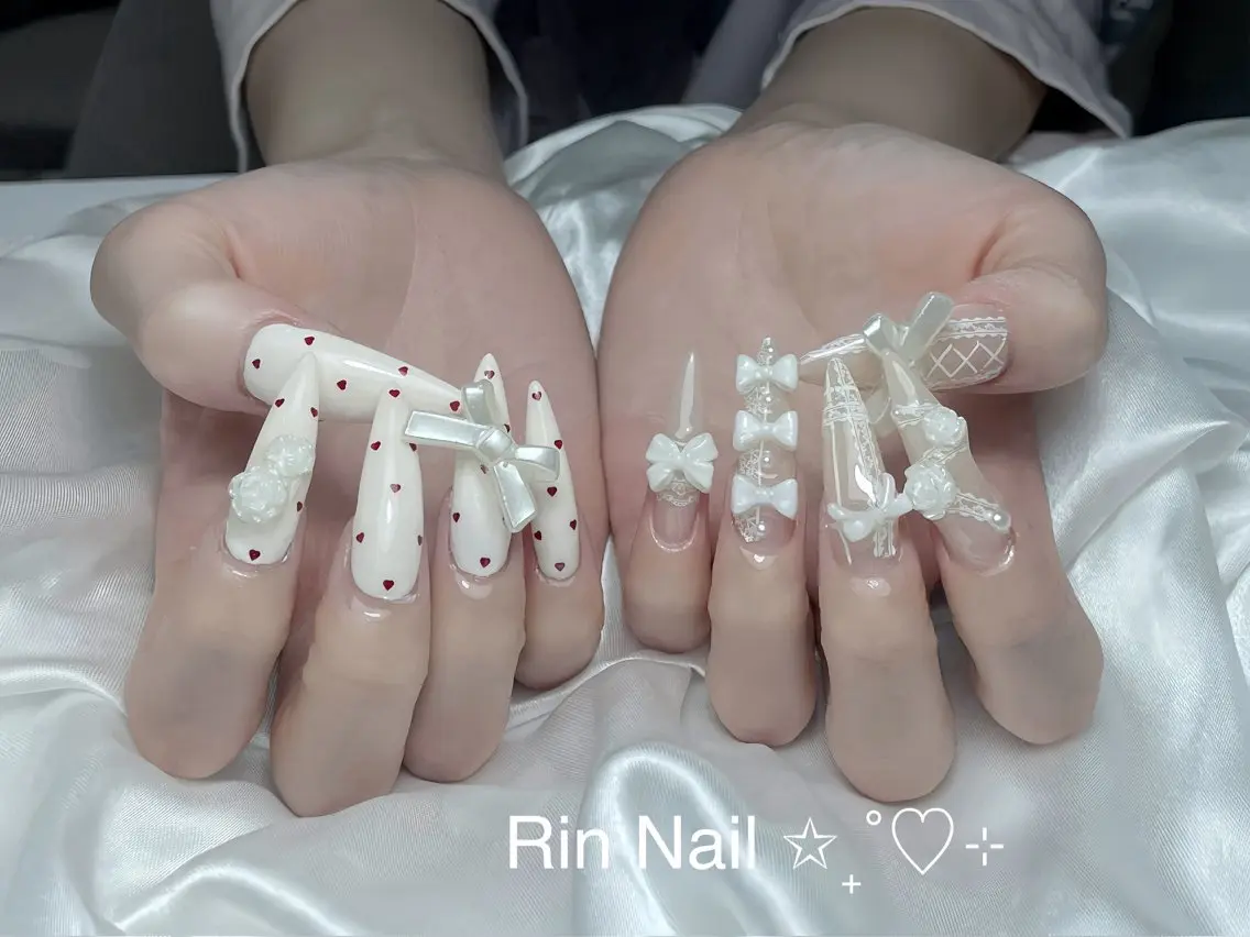 ネイル チークネイル フラッシュネイル フラワーネイル フットネイル ジェルネイル ハンドネイル Rin Nail Shinokuboのネイルデザイン