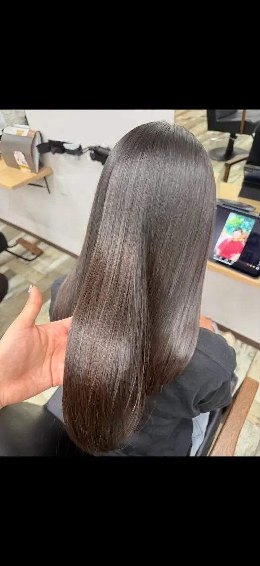 ミディアム カラー 髪質改善🪽 森川☜ ☜ のヘアスタイル