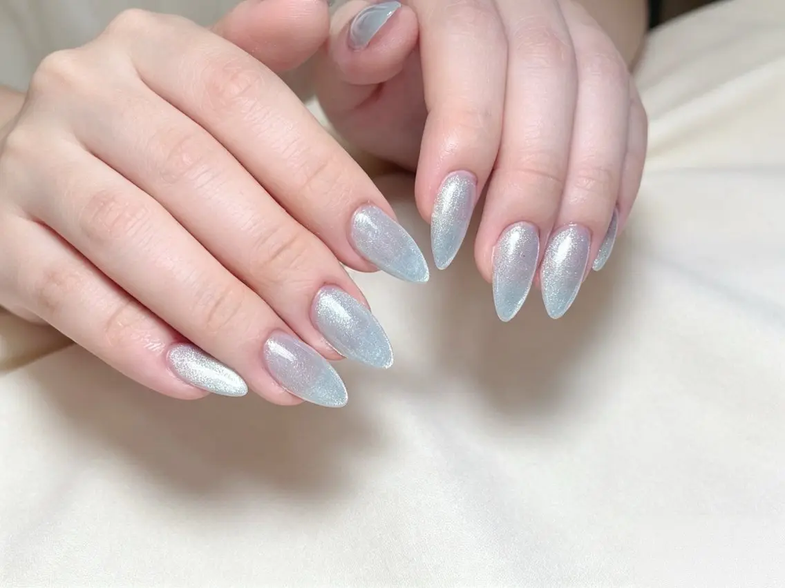 メンズ ネイル メンズ韓国風 オーロラネイル チークネイル 長さ出し フレンチネイル ハンドネイル ハンドケア NEW NAIL 池袋🔥🧲のネイルデザイン