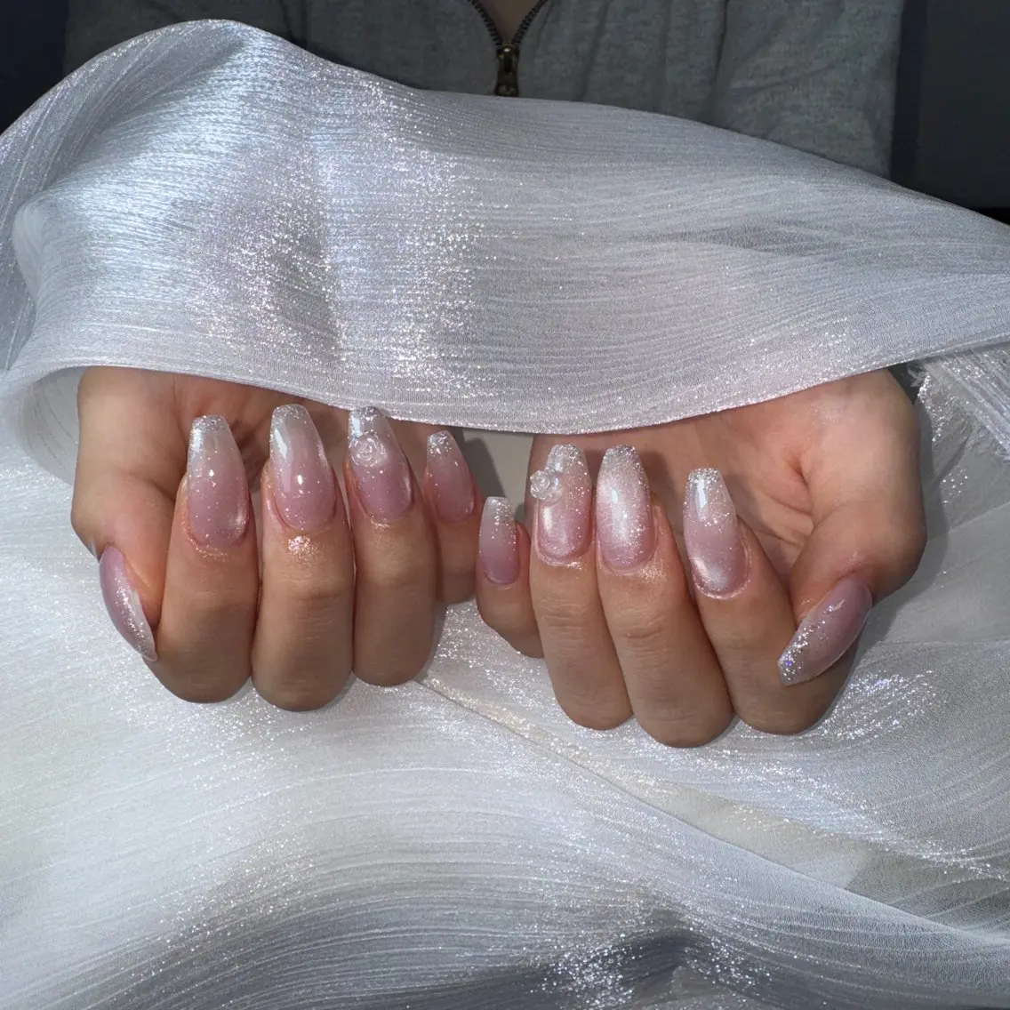 ネイル チークネイル フレンチネイル グラデーション 韓国ネイル マグネットネイル ハンドネイル Hana Nailのネイルデザイン