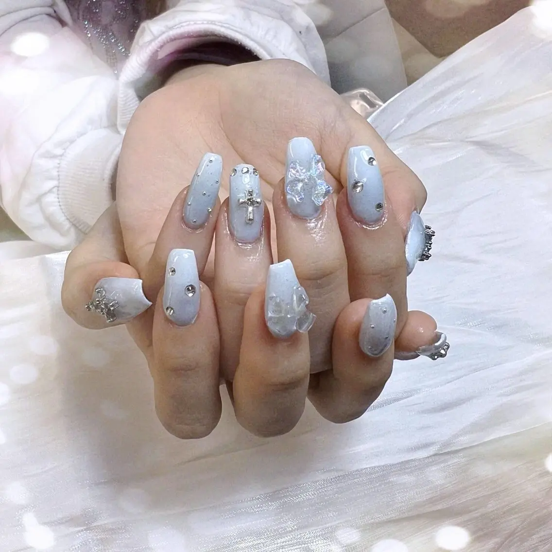 ネイル ハンドネイル ハンドケア Anh Nail 歌舞伎町のネイルデザイン